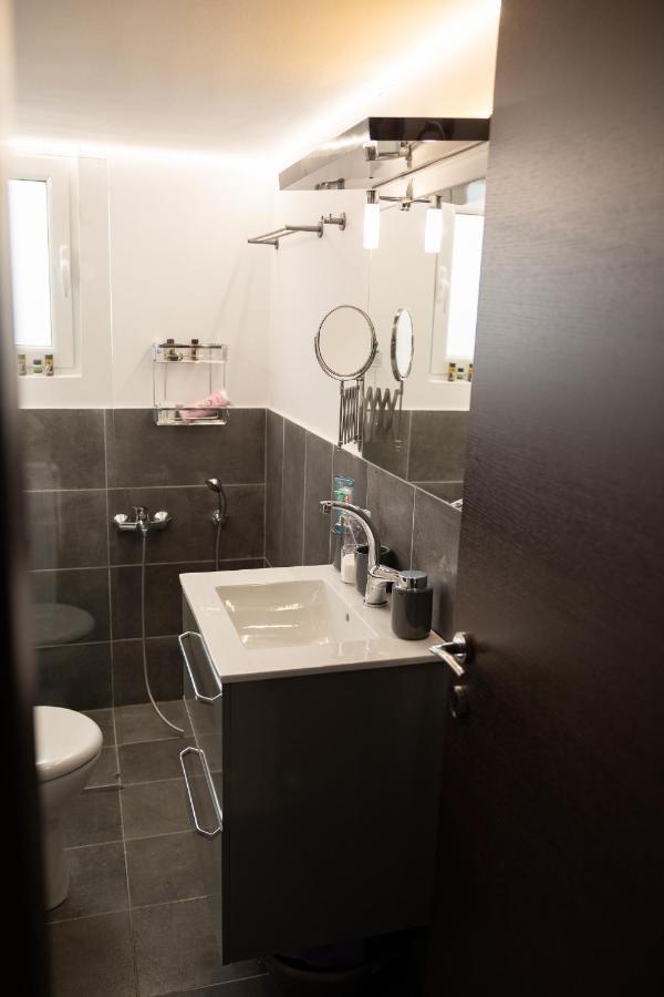 "Elegance" Central Luxury Apartment Pireus Exteriér fotografie